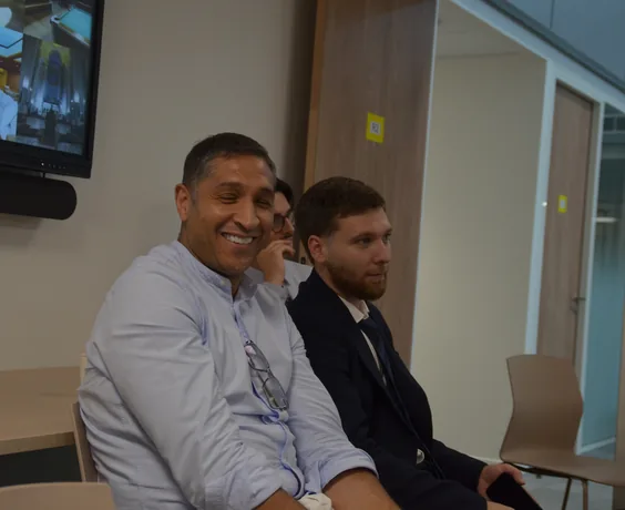 Two franchisees during a convention working session.