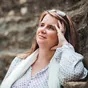 Portrait of Lucie Guillemin, author of a Google review