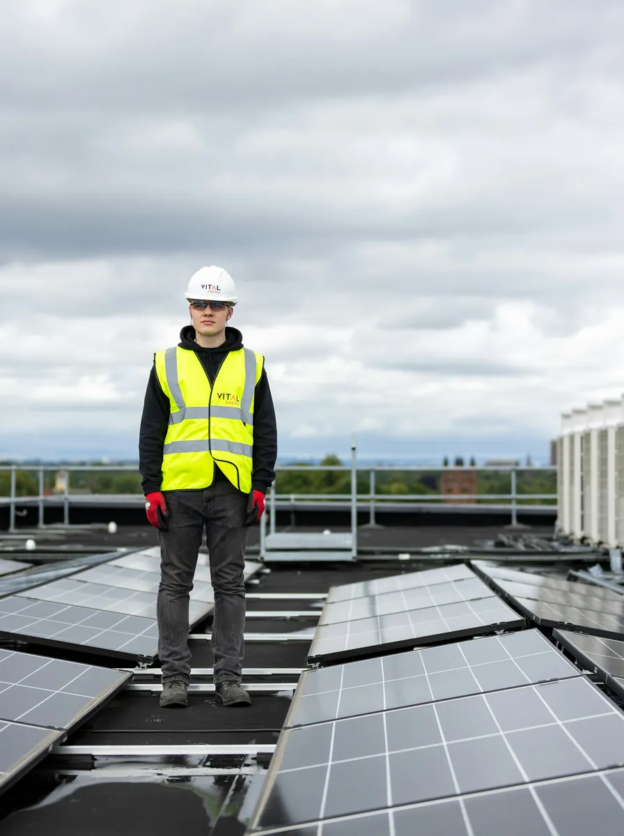 Photo illustrating the profile ‘You manage operations and maintenance’
