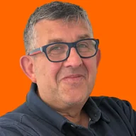 La Rochelle: portrait of the person who runs the agency