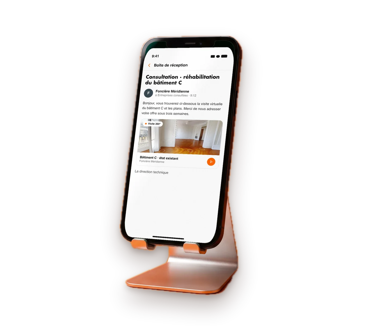 Smartphone affichant un e-mail qui contient le lien de la visite virtuelle