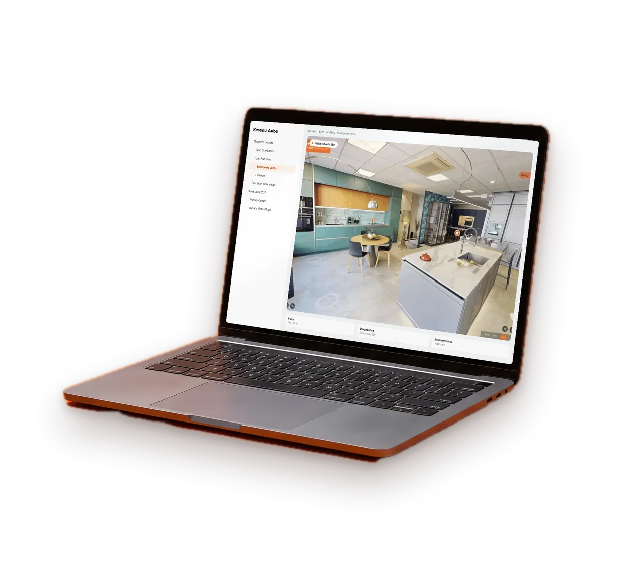 Ordinateur portable affichant le site d'un établissement avec sa visite virtuelle intégrée