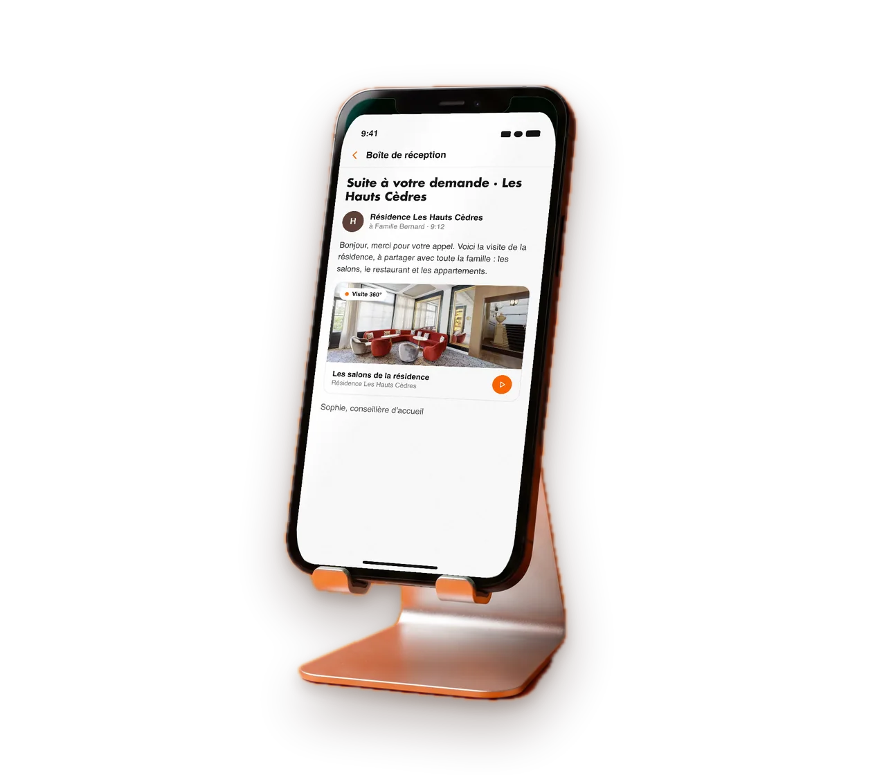Smartphone affichant un e-mail qui contient le lien de la visite virtuelle