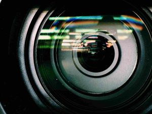 Les différences entre la visite virtuelle et les photos ou vidéos traditionnelles pour les entreprises