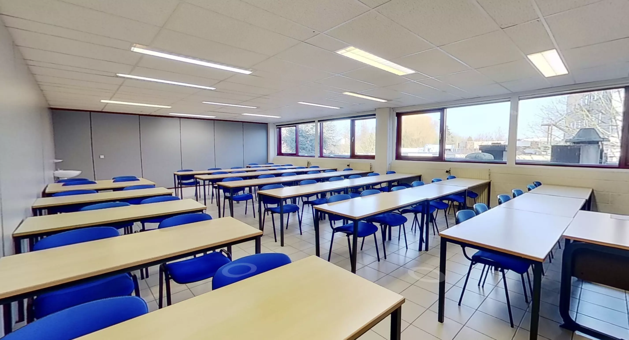 salle de classe tables