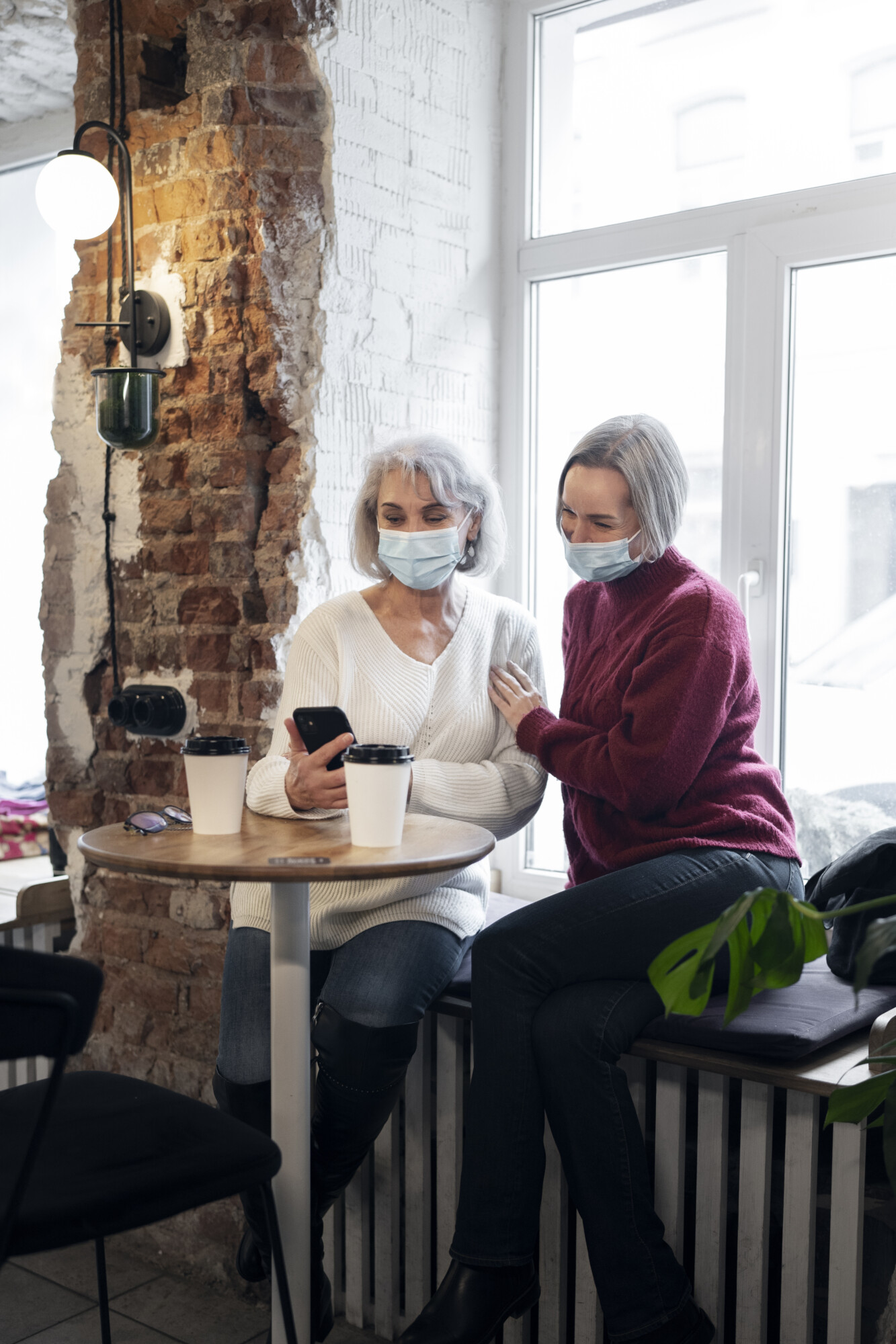 full-shot-women-wearing-face-masks